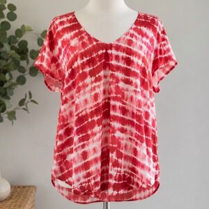 Torrid Womens Size 2 Red Pink Tie Dye V-Neck Chiffon Blouse Flutter Sleeve Boho